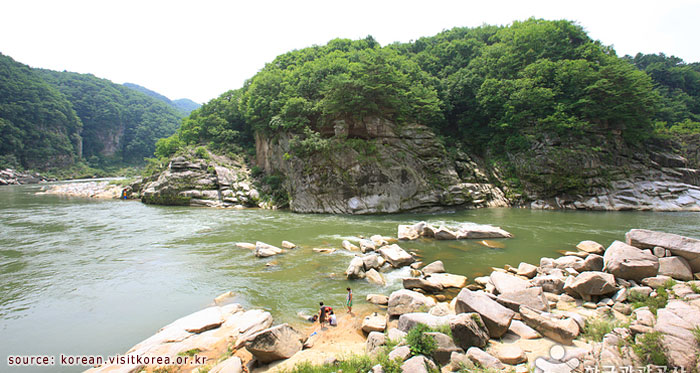 บรรยากาศบริเวณหุบเขาซุนดัม-Sundam-Valley