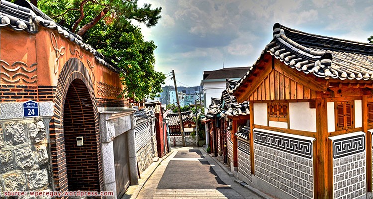 หมู่บ้านบุคชอนฮันอก Bukchon Hanok Village