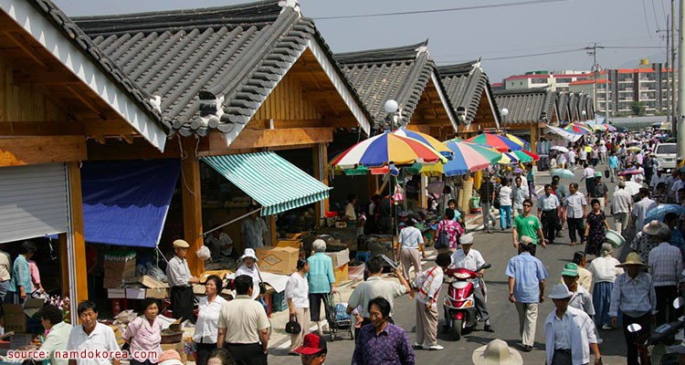 ตลาดพื้นเมืองกูร์เย