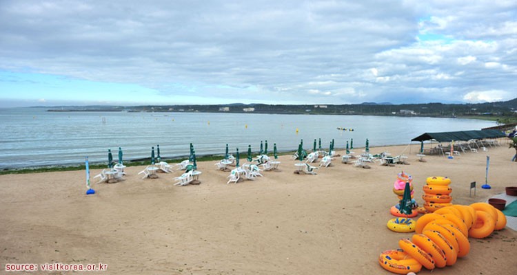 ชายหาดซินยัง